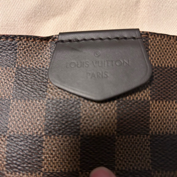 Authentic Louis Vuitton Graceful MM - Picture 6 of 16